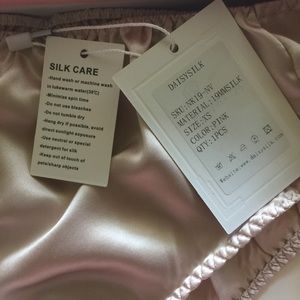 NEW Daisysilk Women Plain Solid Color Silk Panties
